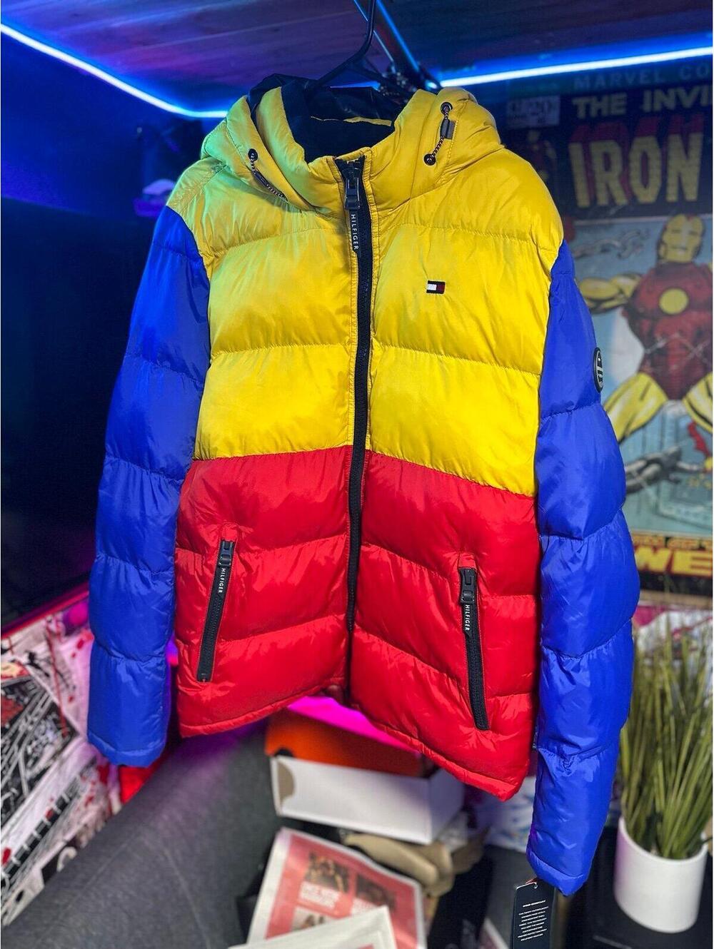 Tommy Hilfiger Colorblock Puffer Jacket ~ Men's Small